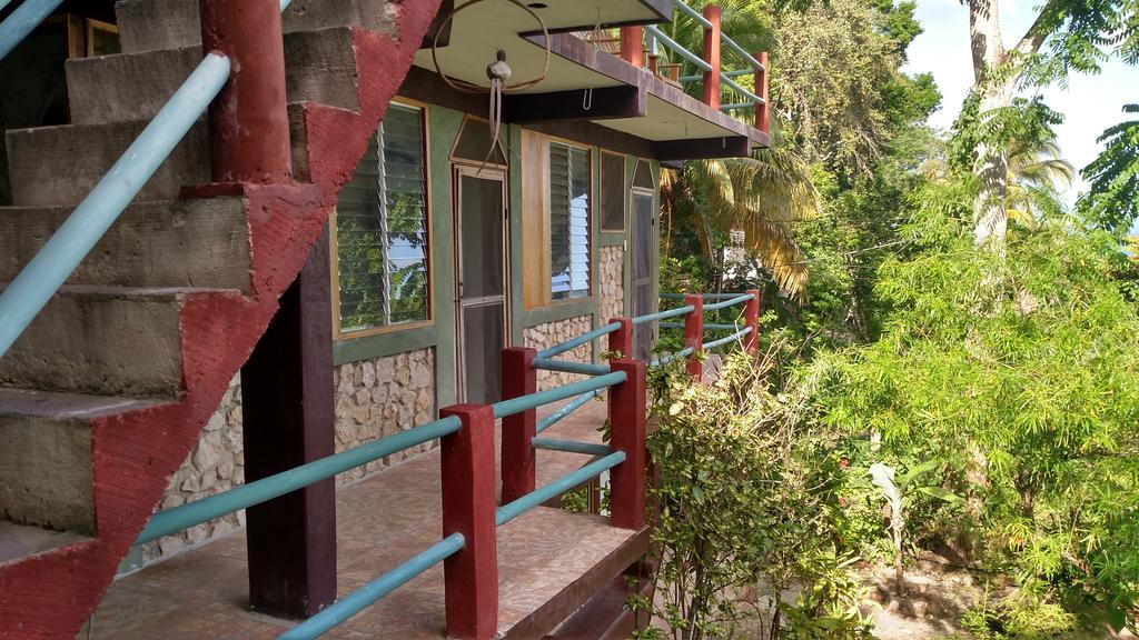 Zapote Tree Inn Flores Exteriör bild